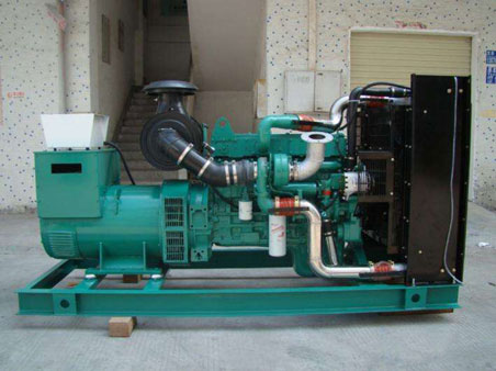 泽州1100kw康明斯柴油发电机组图片 泽州1100kw康明斯柴油发电机组图片